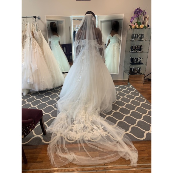 ✨ NEW Eddy K Curvy Wedding Dress – Size 16W #UR134 ✨ - Picture 5 of 9